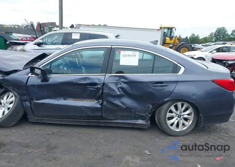 2017 Subaru Legacy 2.5I Premium z USA, uszkodzony, nr VIN 4S3BNAF66H3002745